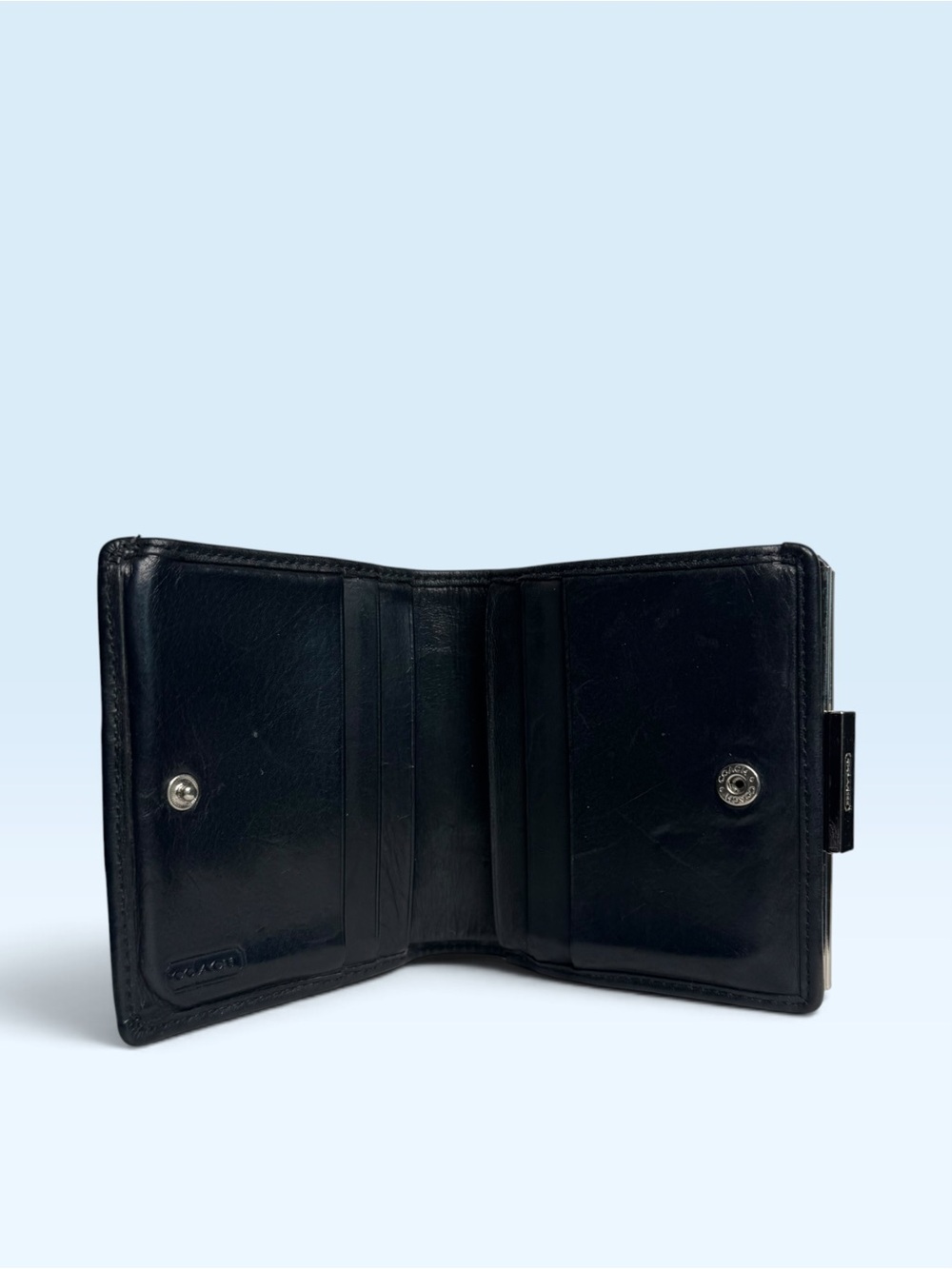 Coach Vintage Bifold Kisslock Wallet - Picture 6 of 7